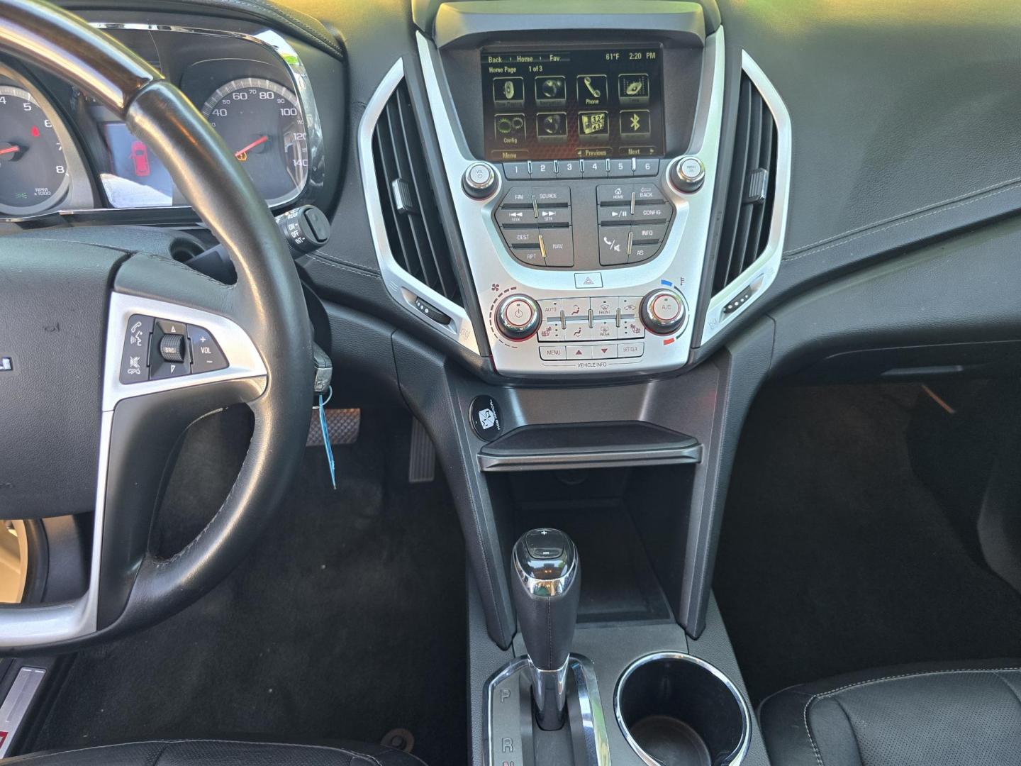 2017 DIAMOND WHITE GMC Terrain Denali (2GKFLVE38H6) with an 3.6L V6 DOHC 24V engine, 6A transmission, located at 2660 S.Garland Avenue, Garland, TX, 75041, (469) 298-3118, 32.885387, -96.656776 - Photo#13