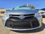 2017 SILVER Toyota Camry SE (4T1BF1FK6HU) with an 2.5L L4 DOHC 16V engine, 6A transmission, located at 2660 S.Garland Avenue, Garland, TX, 75041, (469) 298-3118, 32.885387, -96.656776 - BRAND NEW 19" WHEELS/TIRES! - Photo#9