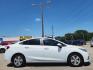 2018 WHITE Chevrolet Cruze LS (1G1BC5SM6J7) , AUTO transmission, located at 2660 S.Garland Avenue, Garland, TX, 75041, (469) 298-3118, 32.885387, -96.656776 - Photo#2