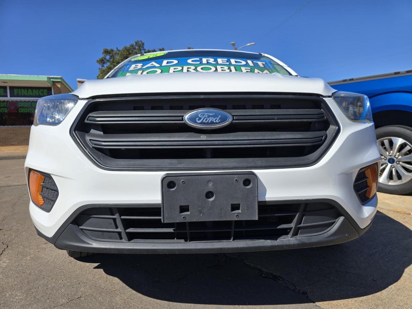 2018 Ford Escape S (1FMCU0F77JU) with an 2.5L L4 DOHC 16V engine, 6A transmission, located at 2660 S.Garland Avenue, Garland, TX, 75041, (469) 298-3118, 32.885387, -96.656776 - Welcome to DallasAutos4Less, one of the Premier BUY HERE PAY HERE Dealers in the North Dallas Area. We specialize in financing to people with NO CREDIT or BAD CREDIT. We need proof of income, proof of residence, and a ID. Come buy your new car from us today!! This is a Super Clean 2018 FORD ESCAP - Photo#9