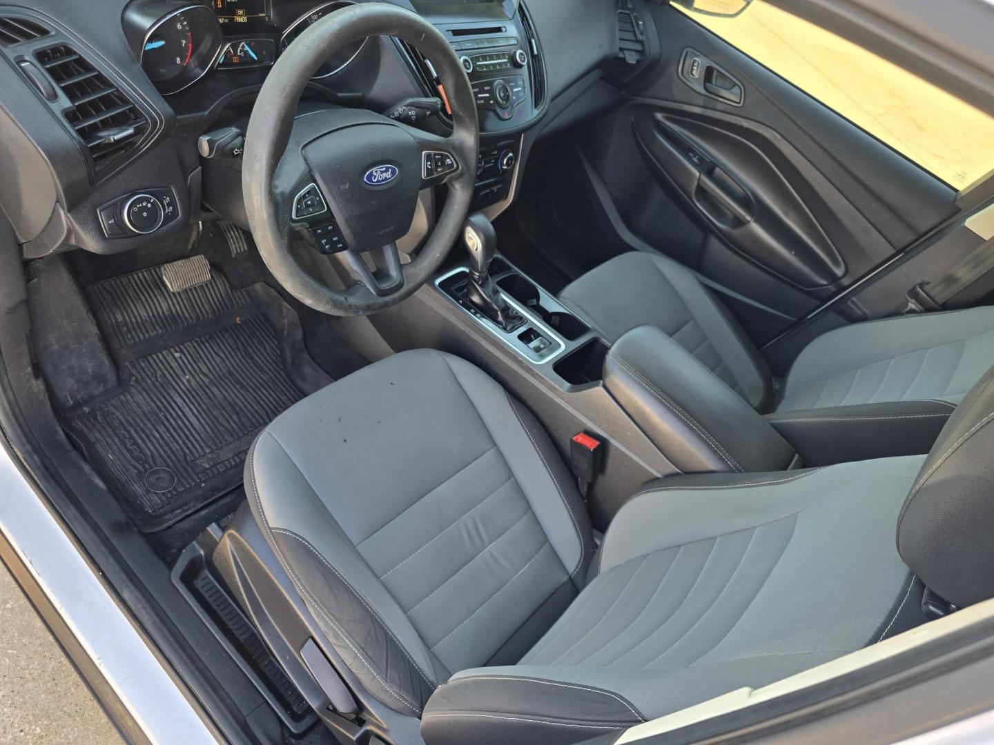 2018 Ford Escape S (1FMCU0F77JU) with an 2.5L L4 DOHC 16V engine, 6A transmission, located at 2660 S.Garland Avenue, Garland, TX, 75041, (469) 298-3118, 32.885387, -96.656776 - Welcome to DallasAutos4Less, one of the Premier BUY HERE PAY HERE Dealers in the North Dallas Area. We specialize in financing to people with NO CREDIT or BAD CREDIT. We need proof of income, proof of residence, and a ID. Come buy your new car from us today!! This is a Super Clean 2018 FORD ESCAP - Photo#10