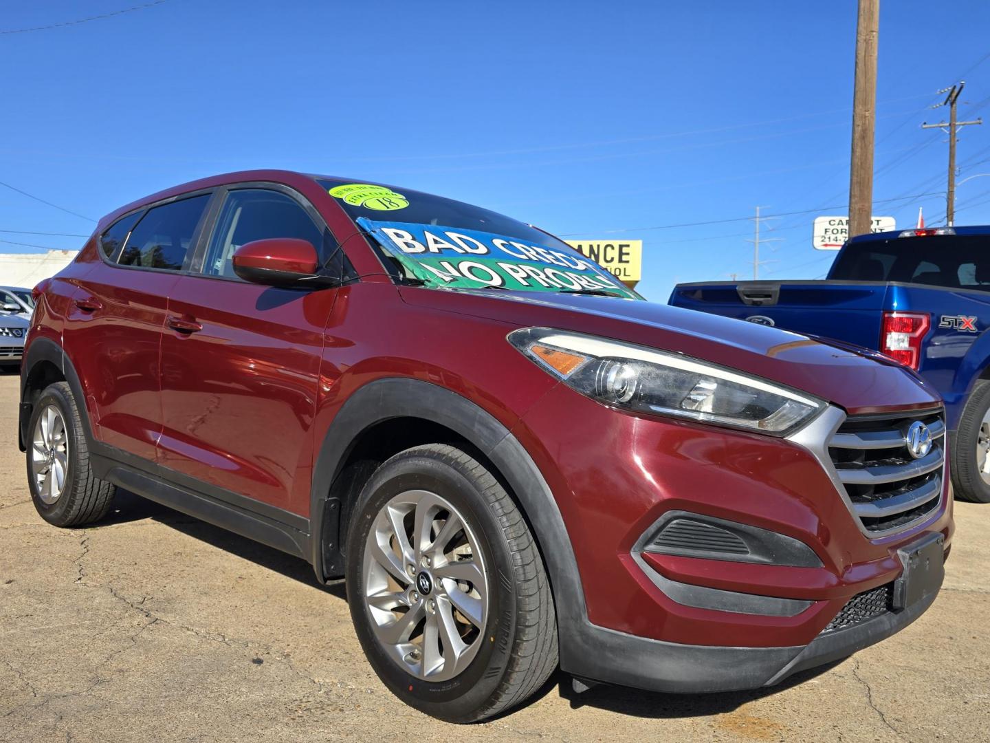 2018 BURGUNDY Hyundai Tucson SE (KM8J23A4XJU) with an 2.0L L4 DOHC 16V engine, 6A transmission, located at 2660 S.Garland Avenue, Garland, TX, 75041, (469) 298-3118, 32.885387, -96.656776 - Photo#1