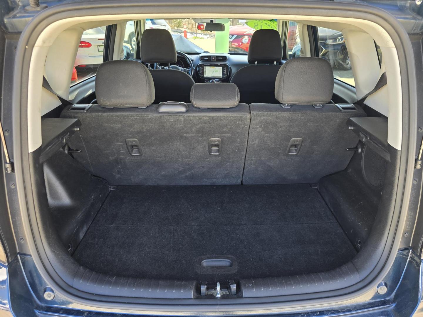 2018 BLUE Kia Soul + (KNDJP3A51J7) with an 2.0L L4 DOHC 16V engine, 6A transmission, located at 2660 S.Garland Avenue, Garland, TX, 75041, (469) 298-3118, 32.885387, -96.656776 - Photo#19