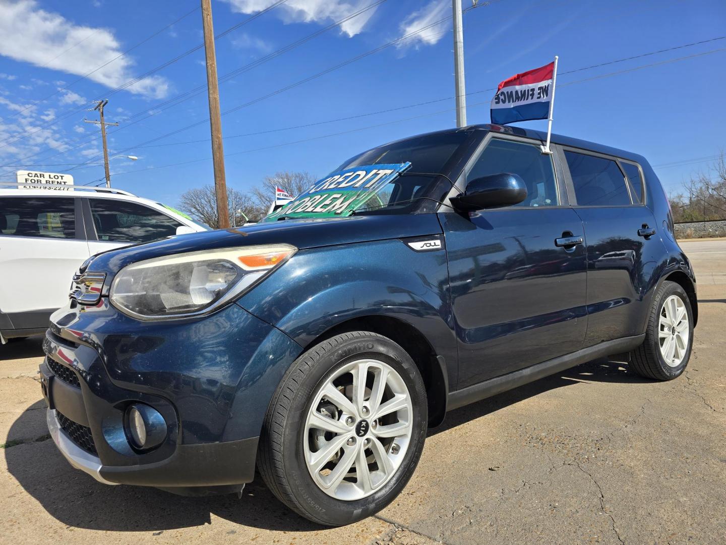 2018 BLUE Kia Soul + (KNDJP3A51J7) with an 2.0L L4 DOHC 16V engine, 6A transmission, located at 2660 S.Garland Avenue, Garland, TX, 75041, (469) 298-3118, 32.885387, -96.656776 - Photo#7