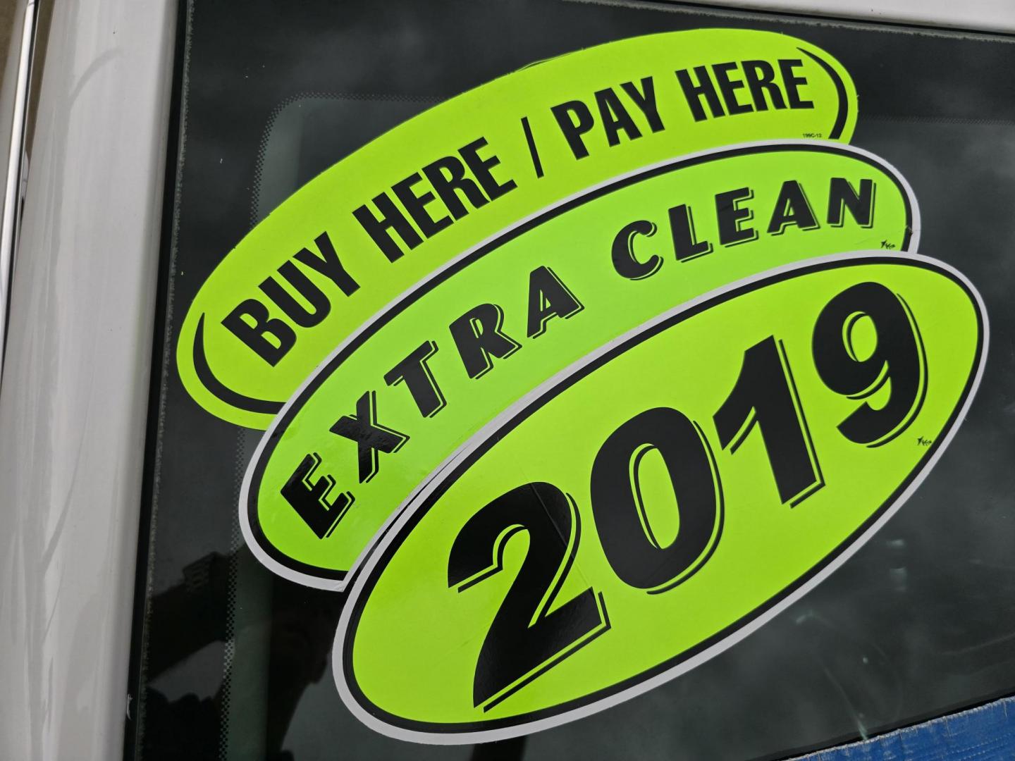 2019 WHITE Chevrolet Malibu LT (1G1ZD5STXKF) with an 1.5L L4 DOHC 16V engine, 6A transmission, located at 2660 S.Garland Avenue, Garland, TX, 75041, (469) 298-3118, 32.885387, -96.656776 - Photo#22