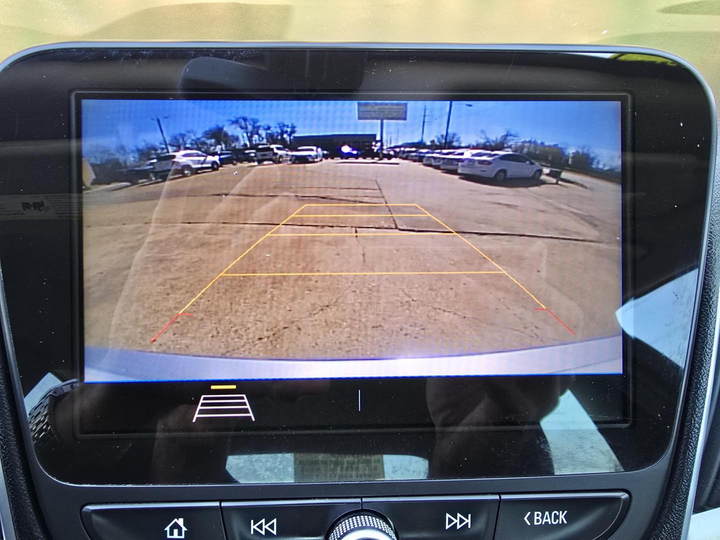 2019 SILVER Chevrolet Malibu LS (1G1ZB5ST2KF) with an 1.5L L4 DOHC 16V engine, 6A transmission, located at 2660 S.Garland Avenue, Garland, TX, 75041, (469) 298-3118, 32.885387, -96.656776 - Photo#15