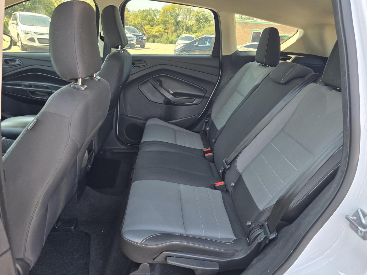2019 WHITE Ford Escape S (1FMCU0F71KU) with an 2.5L L4 DOHC 16V engine, 6A transmission, located at 2660 S.Garland Avenue, Garland, TX, 75041, (469) 298-3118, 32.885387, -96.656776 - Photo#15