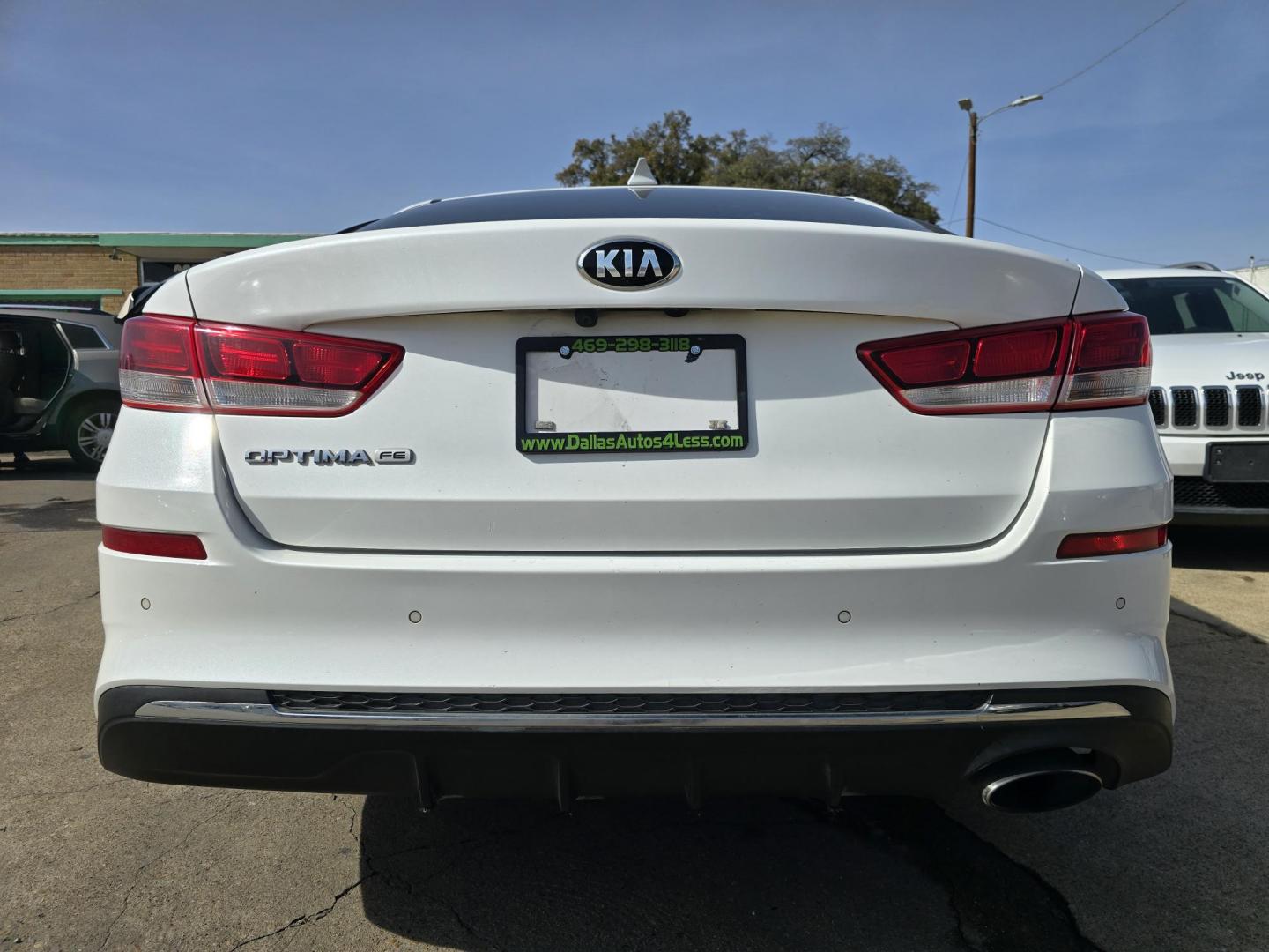 2019 DIAMOND WHITE Kia Optima LX (5XXGT4L38KG) with an 2.4L L4 DOHC 16V engine, 6A transmission, located at 2660 S.Garland Avenue	, Garland, TX, 75041, (469) 298-3118, 32.885387, -96.656776 - Photo#4