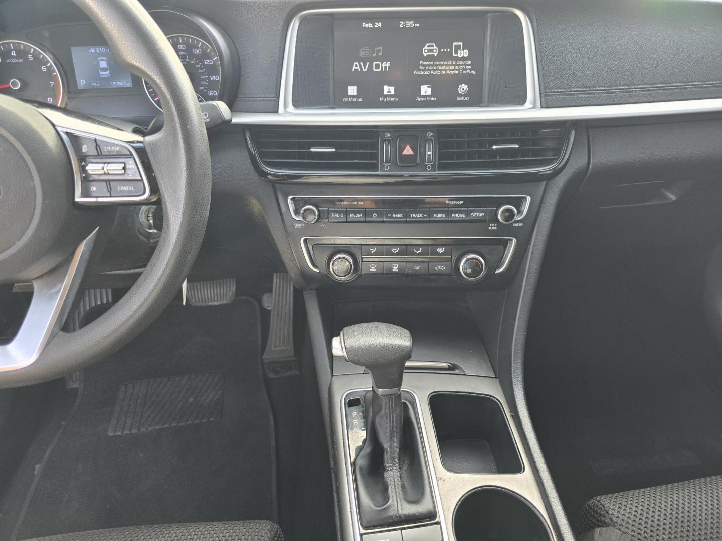 2019 DIAMOND WHITE Kia Optima LX (5XXGT4L38KG) with an 2.4L L4 DOHC 16V engine, 6A transmission, located at 2660 S.Garland Avenue	, Garland, TX, 75041, (469) 298-3118, 32.885387, -96.656776 - Photo#14