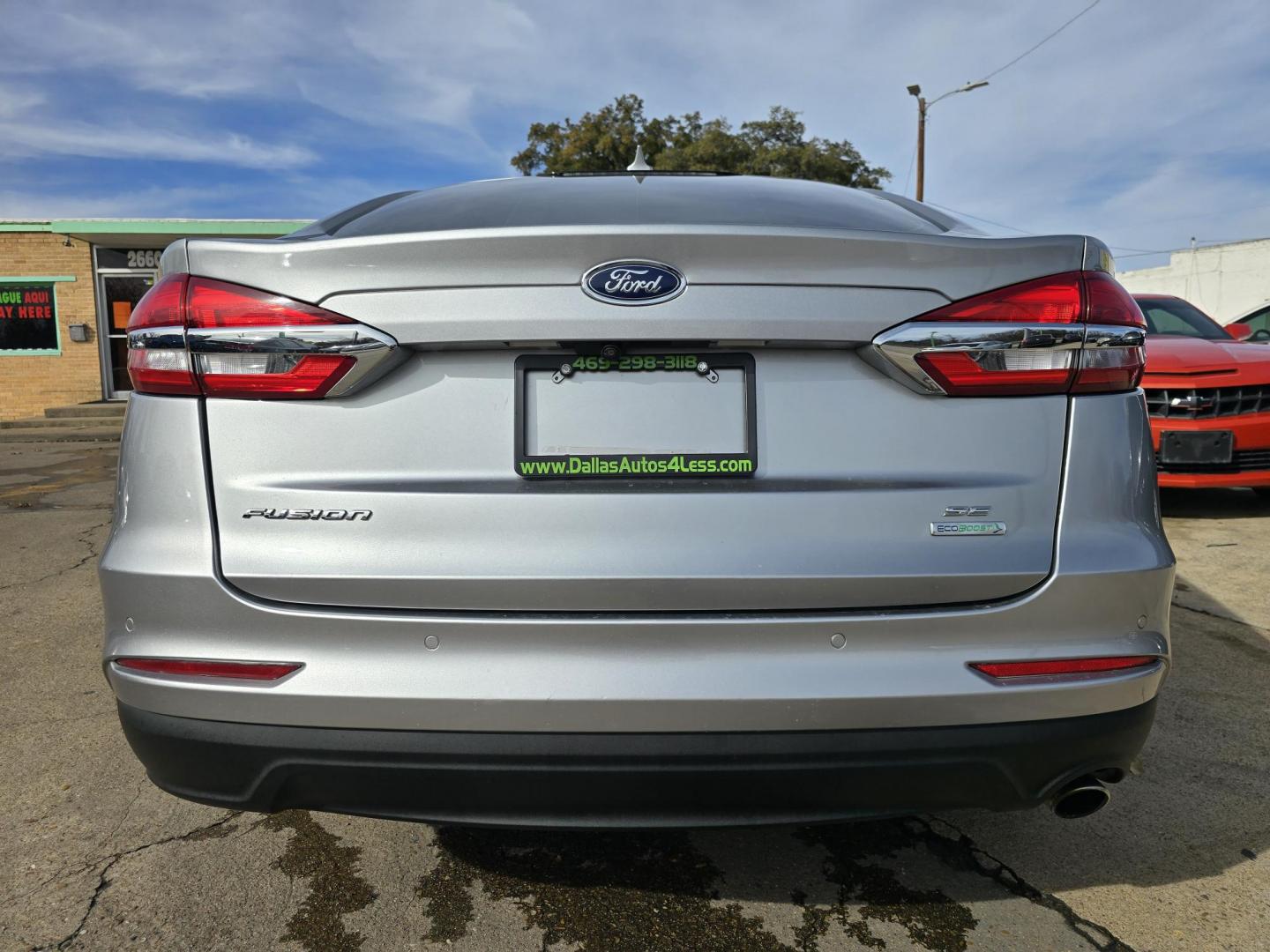 2020 GOLD Ford Fusion SE (3FA6P0HD7LR) with an 1.5L L4 DOHC 16V engine, 6A transmission, located at 2660 S.Garland Avenue, Garland, TX, 75041, (469) 298-3118, 32.885387, -96.656776 - Photo#4