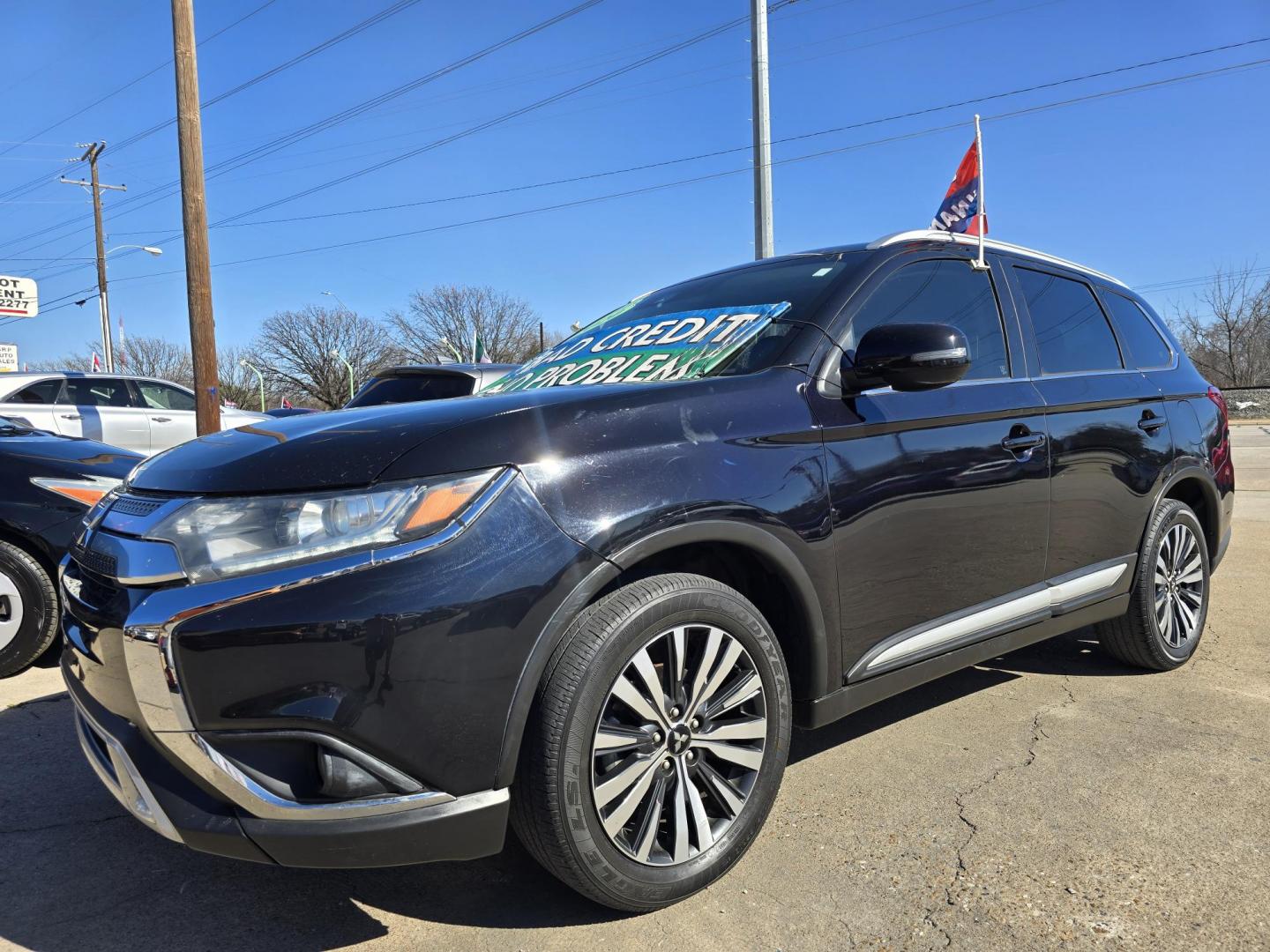 2020 BLACK Mitsubishi Outlander SEL (JA4AZ3A31LZ) with an 2.4L L4 DOHC 16V engine, CVT transmission, located at 2660 S.Garland Avenue, Garland, TX, 75041, (469) 298-3118, 32.885387, -96.656776 - Photo#7