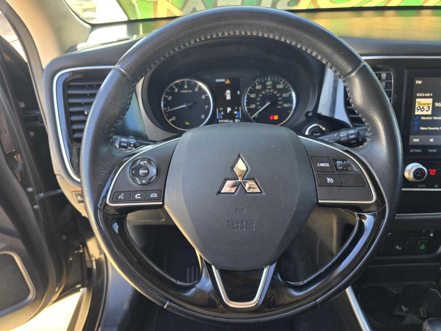2020 BLACK Mitsubishi Outlander SEL (JA4AZ3A31LZ) with an 2.4L L4 DOHC 16V engine, CVT transmission, located at 2660 S.Garland Avenue, Garland, TX, 75041, (469) 298-3118, 32.885387, -96.656776 - Photo#12