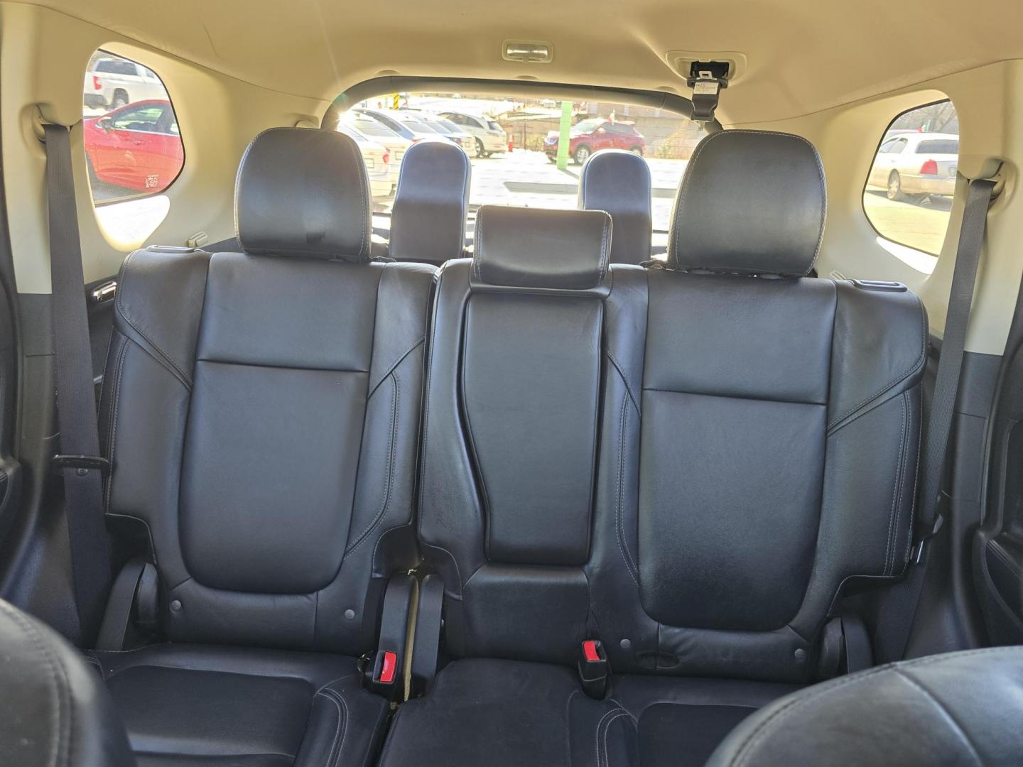 2020 BLACK Mitsubishi Outlander SEL (JA4AZ3A31LZ) with an 2.4L L4 DOHC 16V engine, CVT transmission, located at 2660 S.Garland Avenue, Garland, TX, 75041, (469) 298-3118, 32.885387, -96.656776 - Photo#17