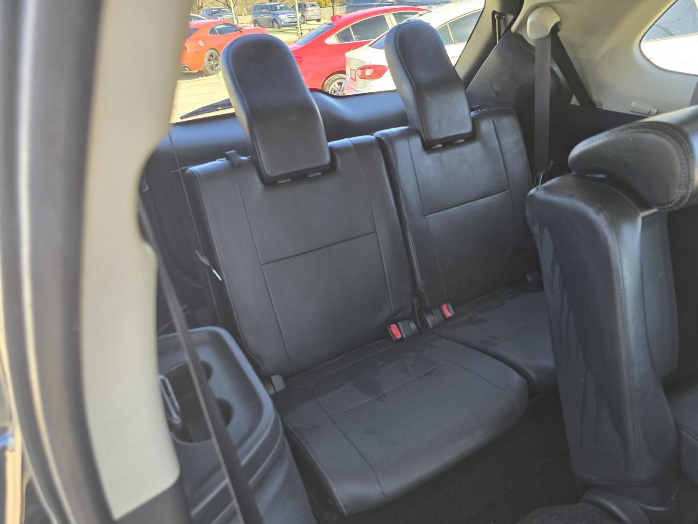 2020 BLACK Mitsubishi Outlander SEL (JA4AZ3A31LZ) with an 2.4L L4 DOHC 16V engine, CVT transmission, located at 2660 S.Garland Avenue, Garland, TX, 75041, (469) 298-3118, 32.885387, -96.656776 - Photo#20